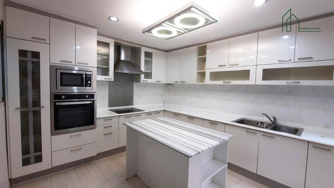 ขายด่วน พร้อมผู้เช่า ทาวน์โฮม 4 ชั้น หมู่บ้านวราธรวิลล์ พัฒนาการ 44 3