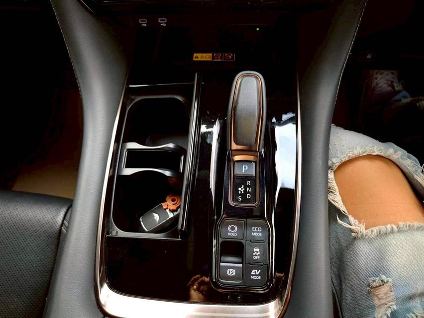 รหัสรถ KPV53 👑 Vellfire 2024 ตัวท็อป! ไมล์น้อย 7 พันกว่าโล 10