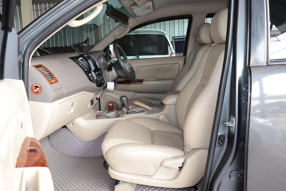 2005 FORTUNER 2.7V 8