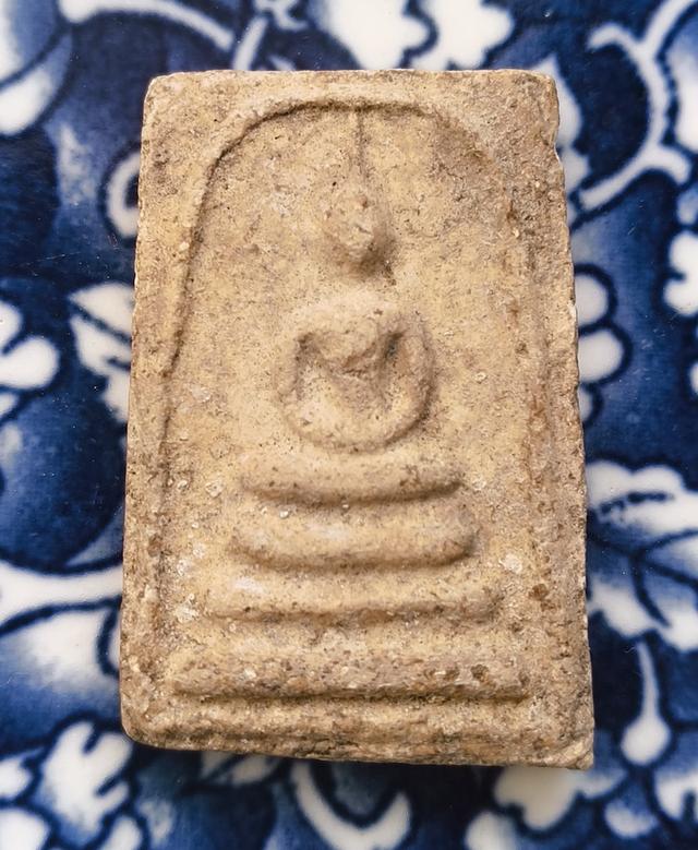 พระสมเด็จวัดระฆังค่ะ