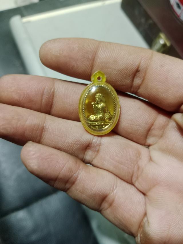 นางกวักฉลุ หลวงปู่ทิม วัดละหารไร่ ปลุกเสก นางกวักโลหะฉลุ ออกให้บูชาที่วัดเนินกระปรอก จ.ระยอง ปี ๒๕๑๗