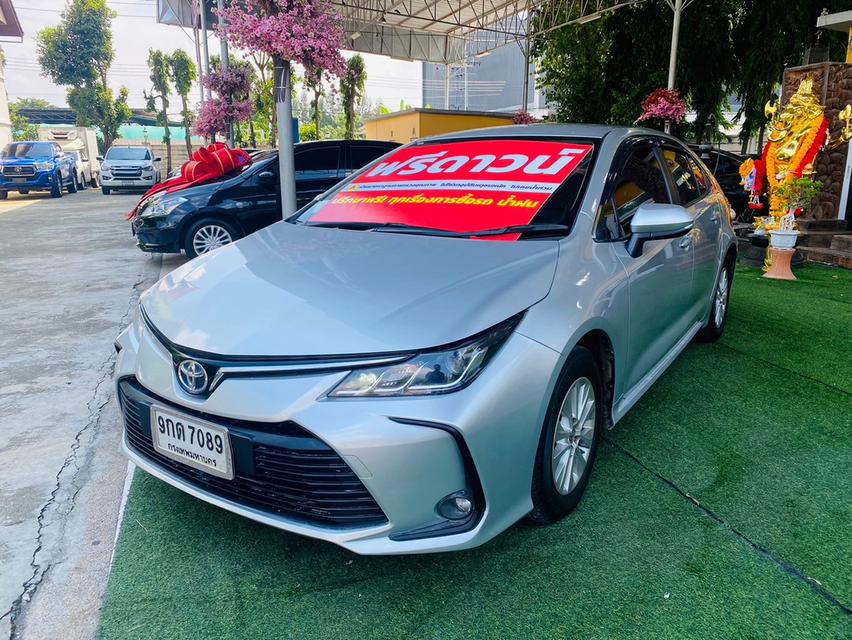 TOYOTA  ALTIS 1.6 Limo ปี 2019 ฟรีดาวน์ ออกรถ O บาท 3