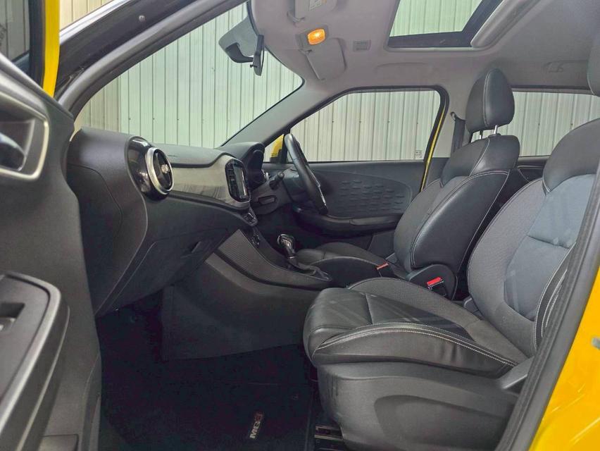MG 3 1.5 V SUNROOF ปี 2018  โฉม ปี14-24  9