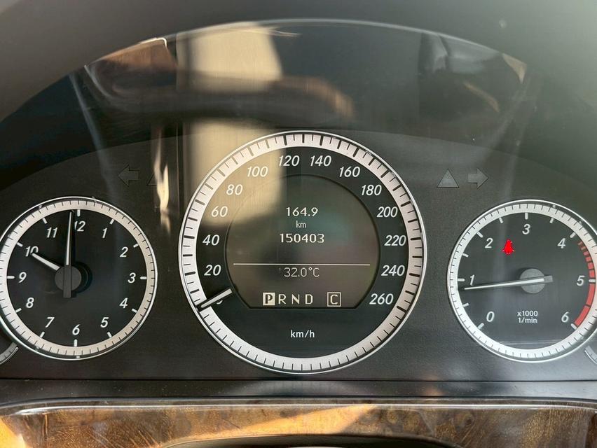 Mercedes-Benz E250 CDI 2.1 W212ปี 2010 รูปที่ 15