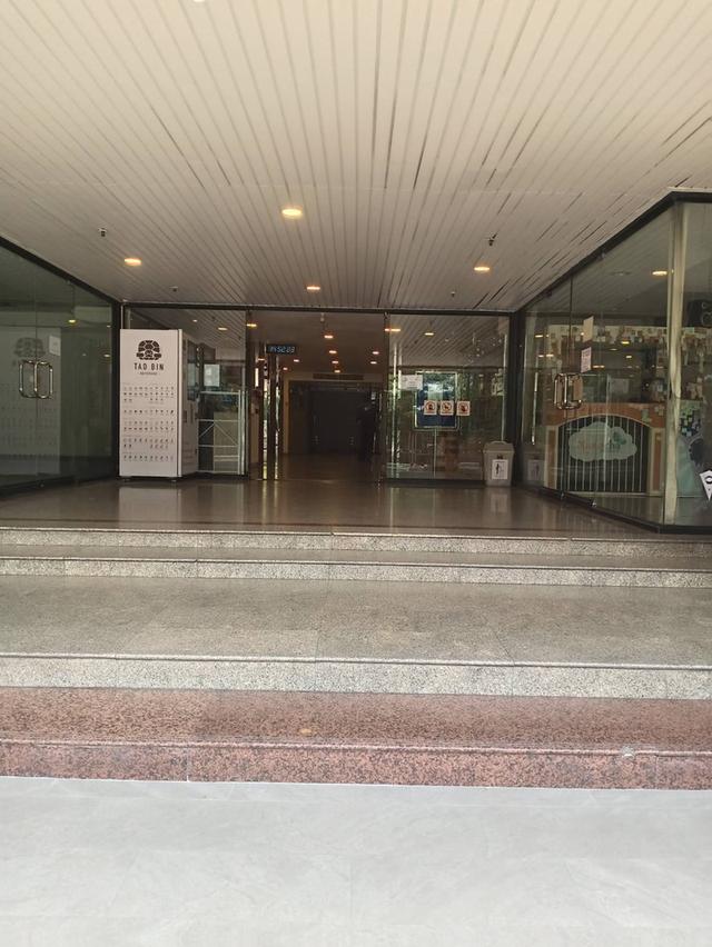 ออฟฟิสสำนักงาน ในย่านธุรกิจ 10