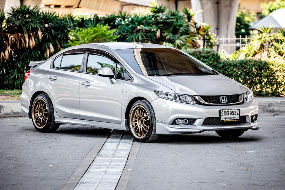 Honda Civic Fb 1.8S สีเทา ปี 2013 แท้ เกียร์ ออโต้ มือเดียวป้ายแดง  9