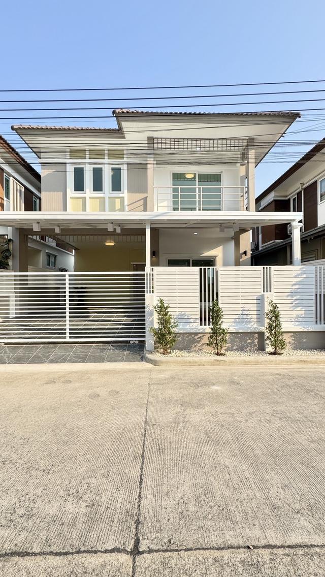 ขายด่วน! บ้านแฝดไซส์ใหญ่ สไตล์บ้านเดี่ยว #หมู่บ้านเติมรัก5 1