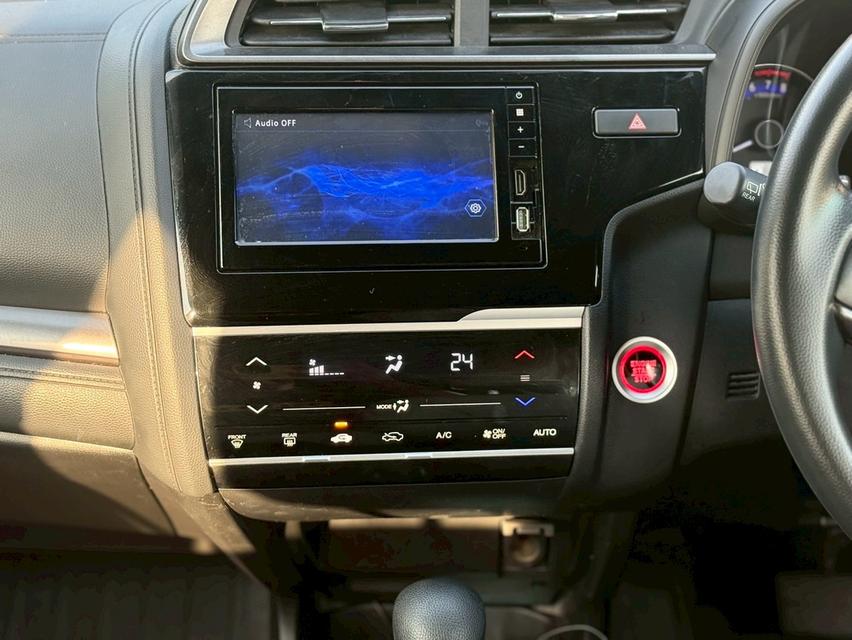 HONDA  JAZZ GK 1.5 RS TOP  (MNC) Y2017สีเทา ออโต้ รูปที่ 9