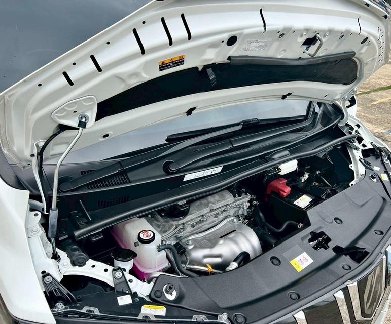 Toyota ALPHARD 2.5 SC PACKAGE ปี 2023 รถมือเดียว สภาพป้ายแดง กลิ่นใหม่ยังอยู่ 16