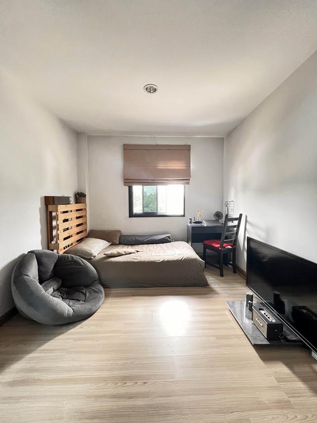 ขายบ้านเดี่ยว บ้านหลังมุม ทำเลทอง คุ้มที่สุดใน Cubic 2 คลอง 5 คลองหลวง ปทุมธานี ตกแต่งพร้อมอยู่ เพียง 2.99 ล้านบาท รวมโอน 12