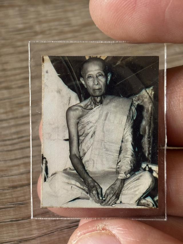 รูปถ่ายหลวงปู่โต๊ะ ปี.16 ออกวัดถ้ำสิงห์โตทอง กระดาษหนังไก่