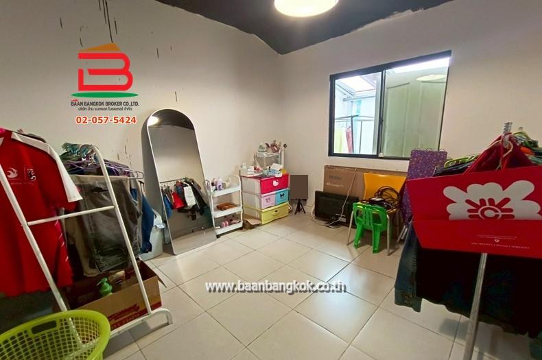 ทาวน์เฮาส์ หมู่บ้าน พฤกษาวิลล์ 5 นิมิตใหม่ เนื้อที่ 18 ตรว. ถนนประชาร่วมใจ เขตมีนบุรี กรุงเทพมหานคร