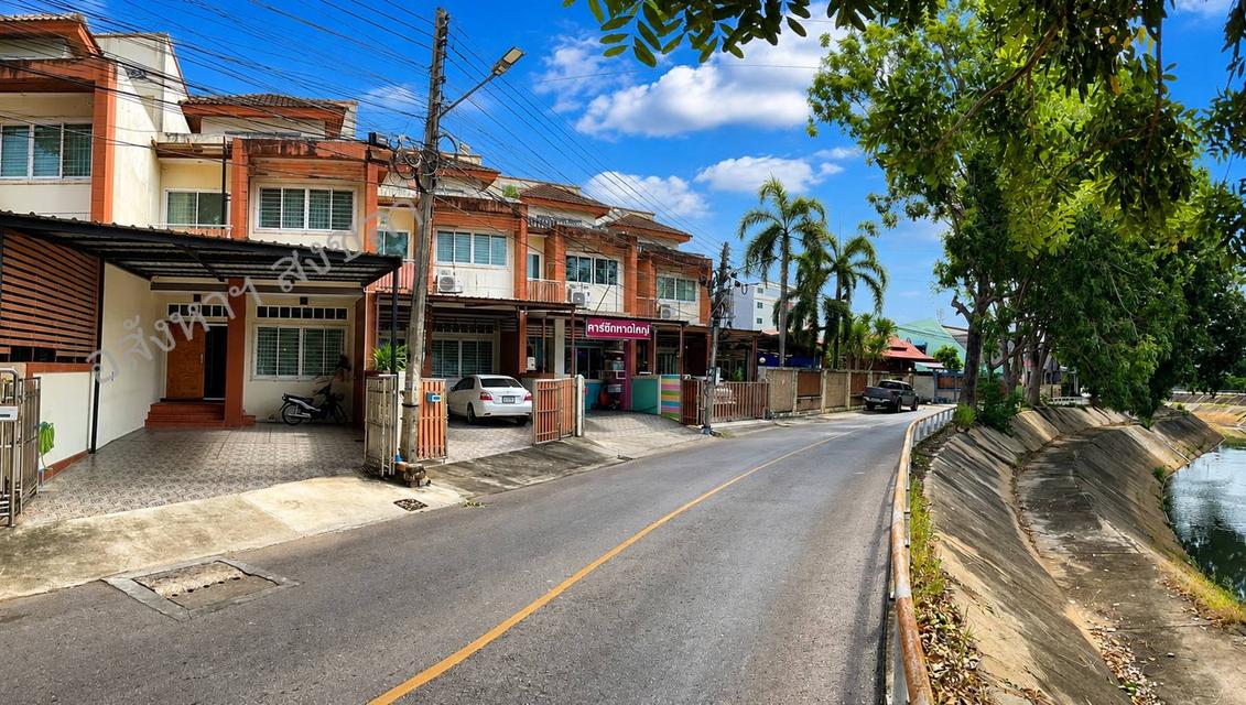 ทาวน์โฮม 2 ชั้นครึ่ง ใจกลางโซนเมืองใหม่หาดใหญ่ ใกล้ ถนนนวลแก้วอุทิศ 2