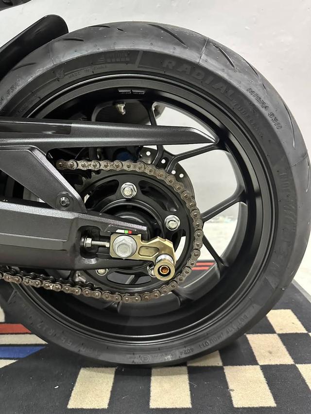 ออกรถ 0 บาท CBR650R เลขไมล์หลักพ้นกิโล 17