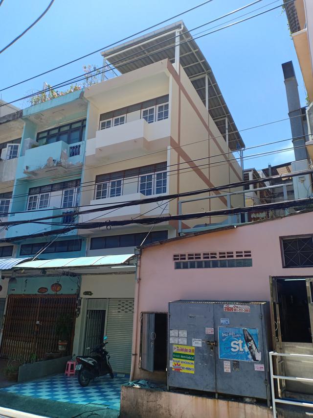 ตึกแถว อาคารพาณิชย์ ติดรถไฟฟ้า MRT ศูนย์ราชการฯนนทบุรี 1