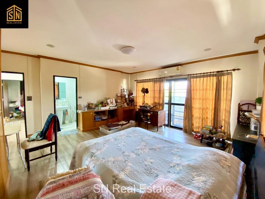 ขายบ้านเดี่ยว ฟลอร่าวิลล์ พาร์ค ซิตี้ 90 ตร.ว. ถ.สุวินทวงศ์ ถูกสุดในหมู่บ้าน 11