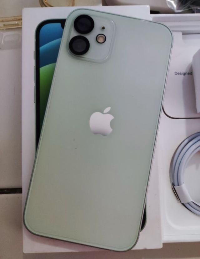 iPhone 12 สีเขียว 2