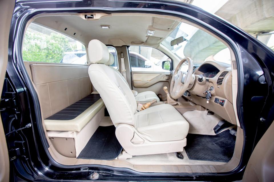 Nissan Navara 2.5di Open Cab เกียร์ธรรมดา ปี 2007 สีดำ 10
