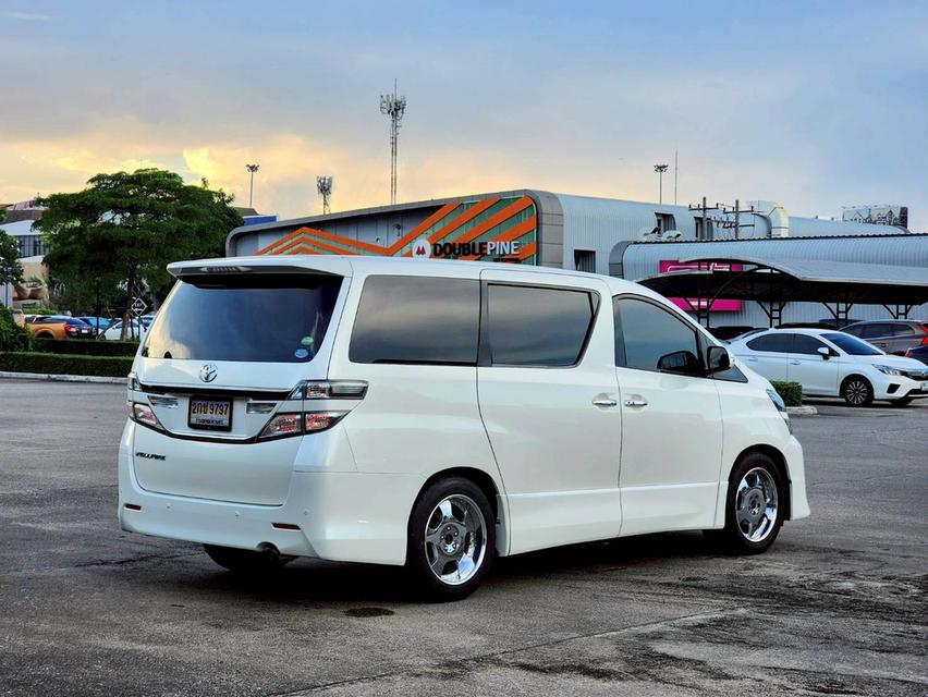 Toyota Vellfire 2.4SG ปี14