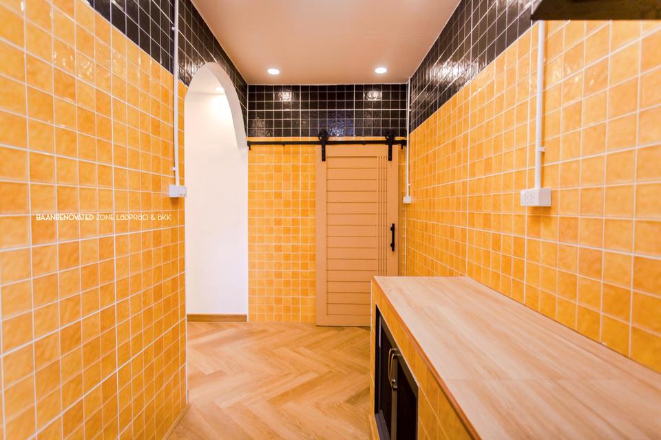 🏡ขายทาวน์เฮ้าส์หัวมุม มีชั้นใต้หลังคา📍ทำเลนวมินทร์ 111 แยก 3 10