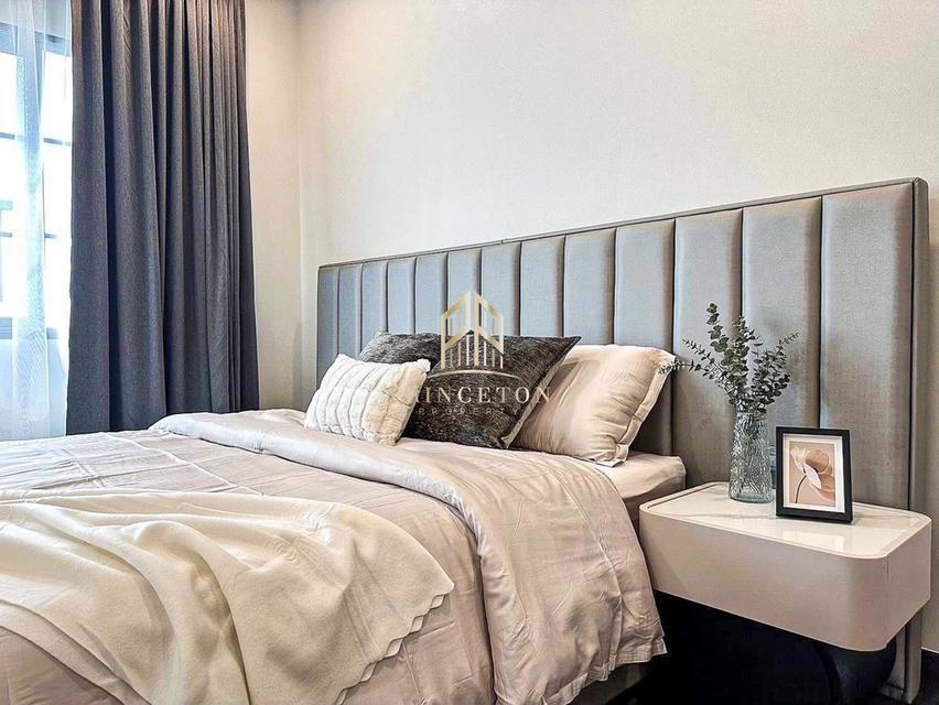 Luxury English-Style Detached House The City Bangna 2 7