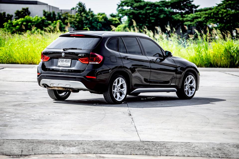 Bmw X1 Sdrive18i XLine ปี 2014 สีดำ  5
