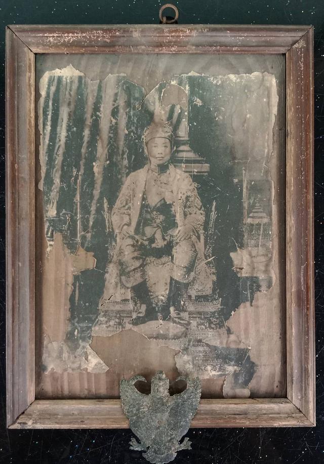 696.พระบรมฉายาลักษณ์พระบาทสมเด็จพระปรเมนทรมหาวชิราวุธฯ พระมงกุฎเกล้าเจ้าอยู่หัวรัชกาลที่ 6 งานเก่าเก็บทันยุค