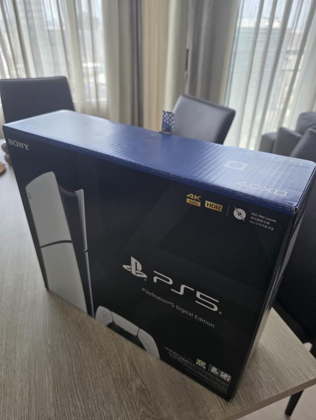 ขาย PS5 slim digital ประกันเหลือเพียบ