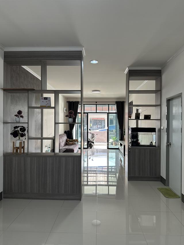 ทาวเฮ้าส์ หมู่บ้านมีสุข ใจกลางอำเภอปลวกแดง ทำเลดีมาก 5