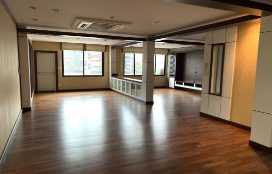 อาคารพาณิย์ 3คูหาให้เช่า ถนนจันทน์วัดไผ่เงิน พร้อมเครื่องปรับอากาศ เหมาะแก่การทำออฟฟิศหรือร้านอาหารราคาถูกมากเจ้าของประกาศเอง 50,000ต่อเดือน 2