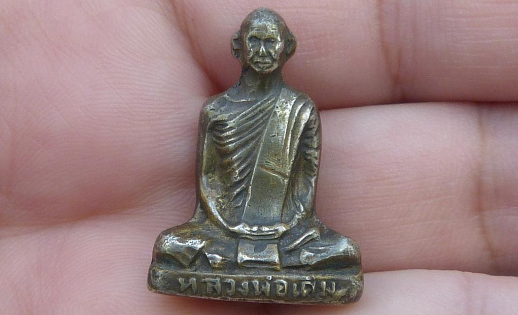 รูปหล่อหลวงพ่อเดิม วัดหนองโพธิ์