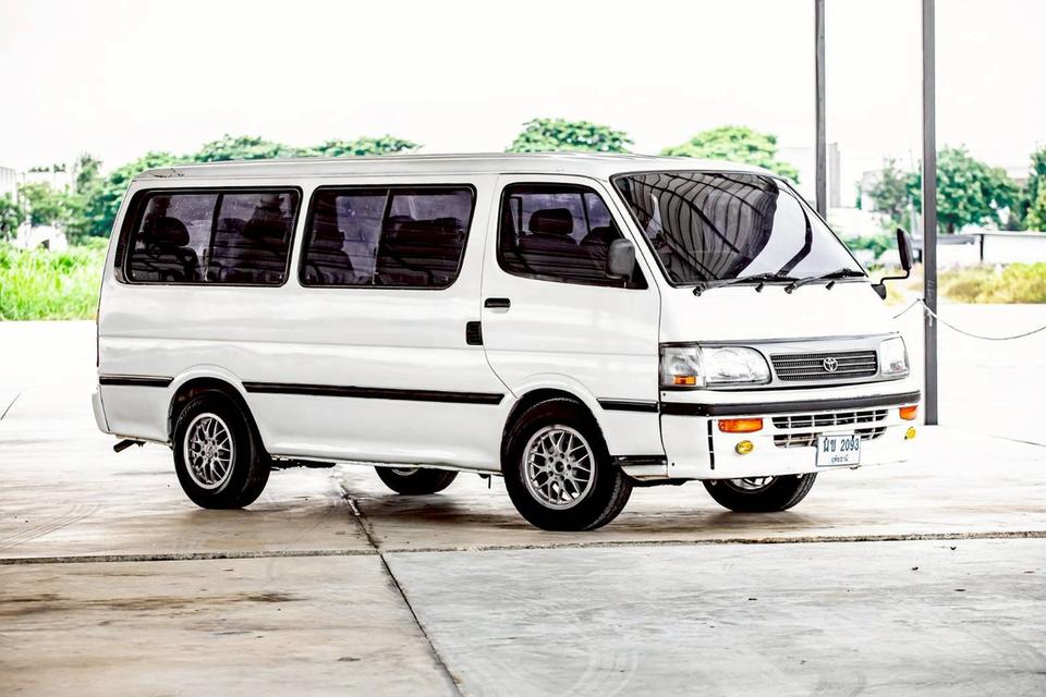 Toyota Hiace 2.4 ดีเซล MT ปี 1994 สีขาว