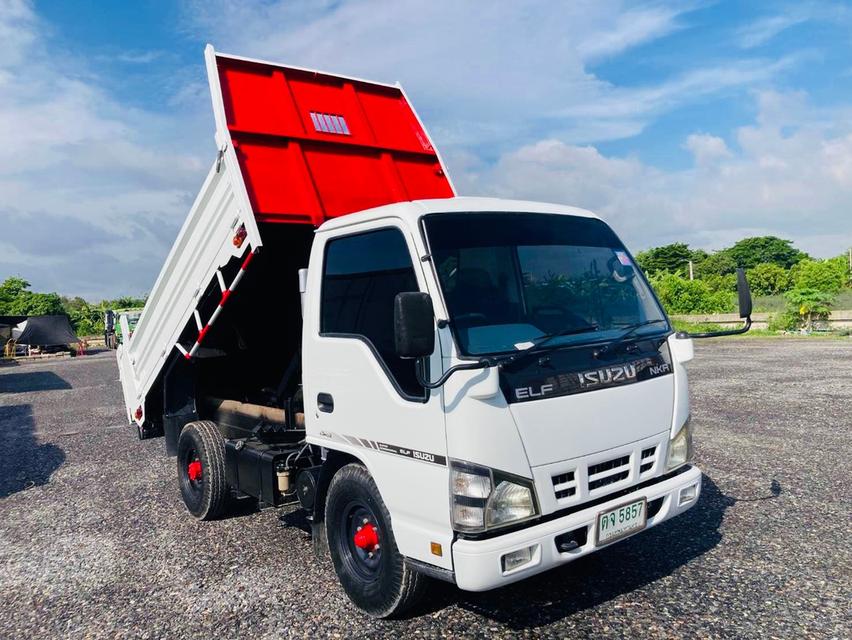 ขายรถบรรทุก 4 ล้อ ดัมพ์ ISUZU NKR 100 แรงม้า ปี 48