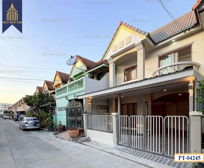 ทาวน์เฮาส์ลภาวัน8 บางบัวทองตกแต่งใหม่พร้อมอยู่ ราคาย่อมเยาว์ 2