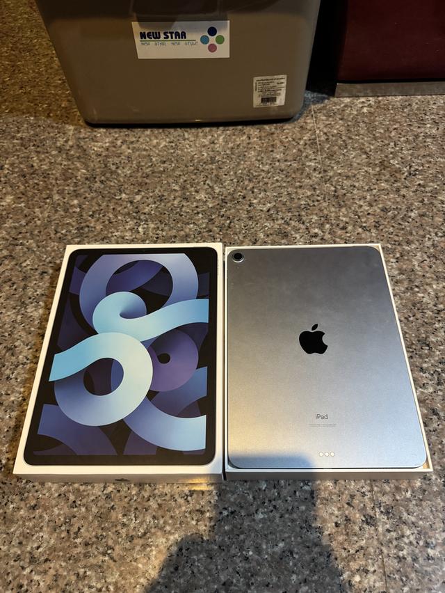 ขายiPadAir4สีหายากSky Blue256กิ๊กสูนTrueมีกล่องอีมี่ตรงไร้รอยตกใช้งานดีถูกๆ
