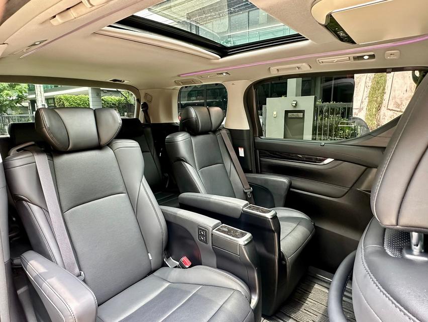 ขาย TOYOTA ALPHARD SC Package ปี20แท้ๆ รถสวย พร้อมใช้งาน 9