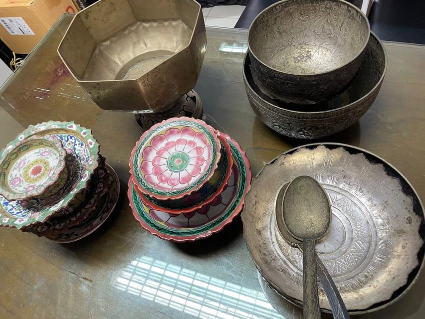 เครื่องเงินของโบราณสะสม ตอนนี้ต้องการปล่อย