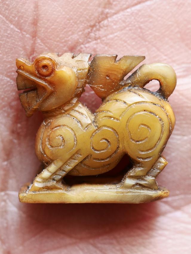 สิงห์สามขวัญ หลวงพ่อเดิม วัดหนองโพ ขนาด 1.5 x 1.5 ซม. เก่า เดิมๆ 8