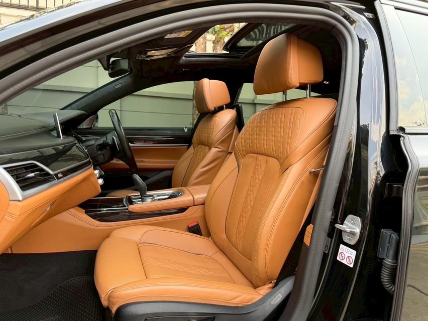 รหัสรถ AVA550 ✌️BMW 745Le xDrive M Sport LCI ตัวใหม่ โฉม G12 ปี 2021 รูปที่ 7