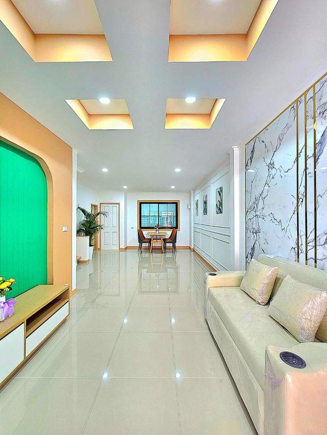 หมู่บ้านบุศรินทร์ 6