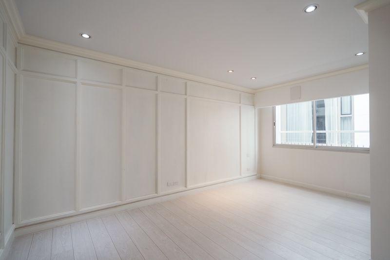 ขาย Townhome 3 ชั้น 48 ตรวา ซอยสุขุมวิท 15 ทำเลดี เพียง 1 นาทีถึง โรงเรียนนานาชาติ NIST และ 5 นาที ถึง BTS อโศก 13