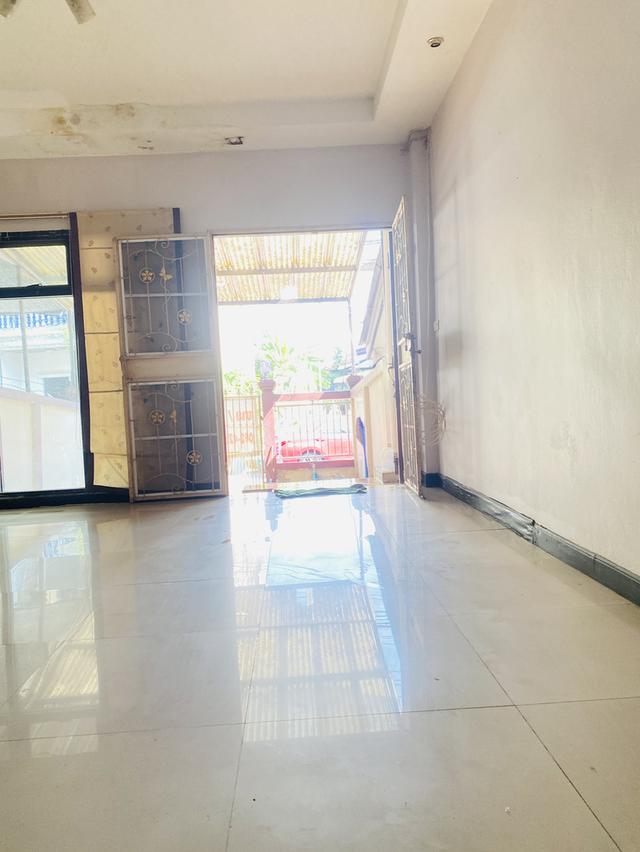 ขายทาวน์เฮาส์3 ชั้น ถนน สุขุมวิท 77 6