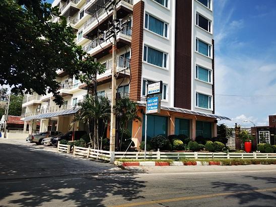 ขายวรัญญา เอ็กซํเซ็คคิวทิฟ คอนโดมิเนียม ตกแต่งพร้อม 1 ห้องนอน 1 ห้องน้ำ เห็นทะเลริมหาดแสงจันทร์ 1