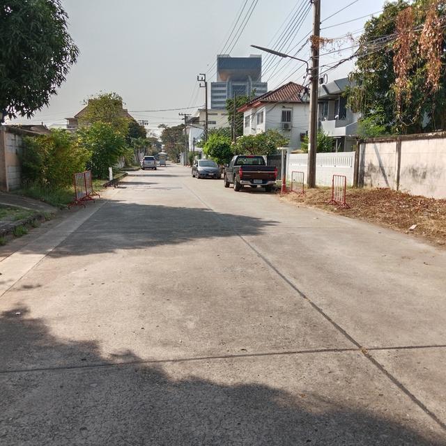 ขายที่ดิน 107 ตรว. หมู่บ้านเมืองทอง ซอยแจ้งวัฒนะ-ปากเกร็ด 29 ห่างถนนแจ้งวัฒนะเพียง 250 เมตร 9