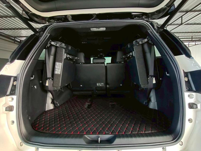 Toyota Legender 2.8 4WD ปี 2020จด2022 ✅ ฟรีค่าจัด-ค่าโอน ✅ ฟรีประกันภัย ✅ ฟรี พรบ 18