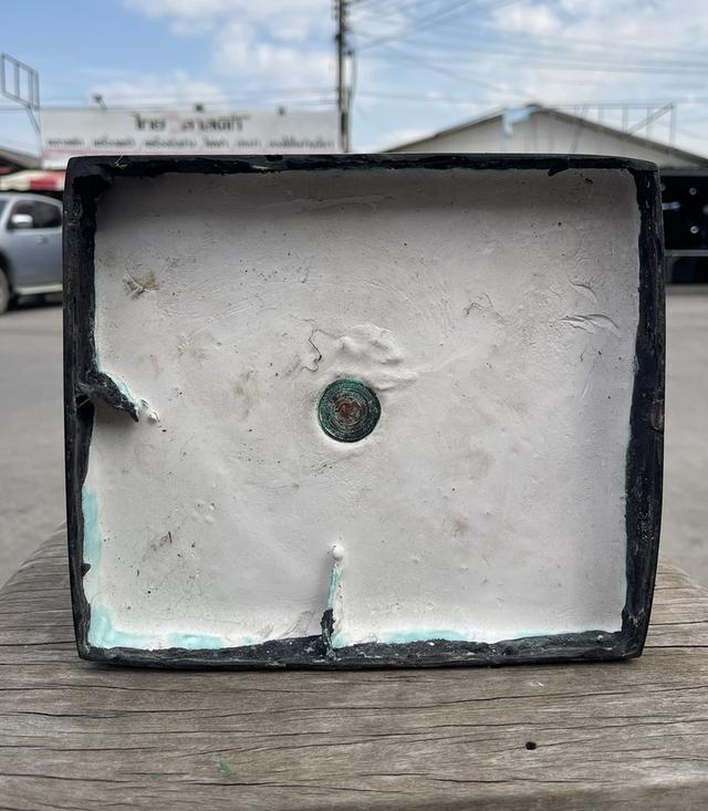 พระบูชาหลวงปู่ทวด ปี2550 วัดช้างให้ ปัตตานี เนื้อทองเหลือง หน้าตัก9นิ้ว