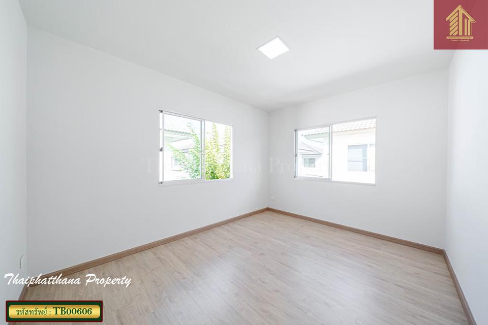 สีวลี รามคำแหง-วงแหวน 8