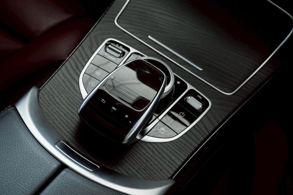 รหัสรถ CBL4125 Mercedes-Benz GLC250d 2.1 AMG Plus Coupe W253 AT 2017 รูปที่ 20