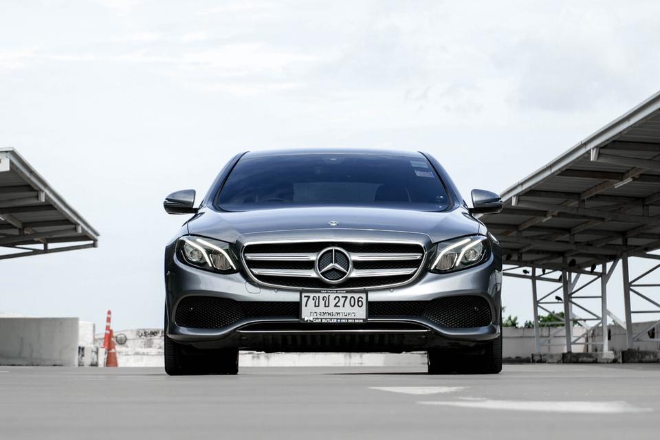 Mercedes-Benz E350e AVANTGARDE ปี 2019ไมล์ 73,xxx km.มาในราคาเพียง 739,000 บาท รูปที่ 2