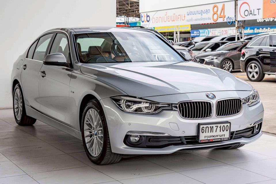 รหัสรถ NP7100 BMW 320d LUXURY 2017